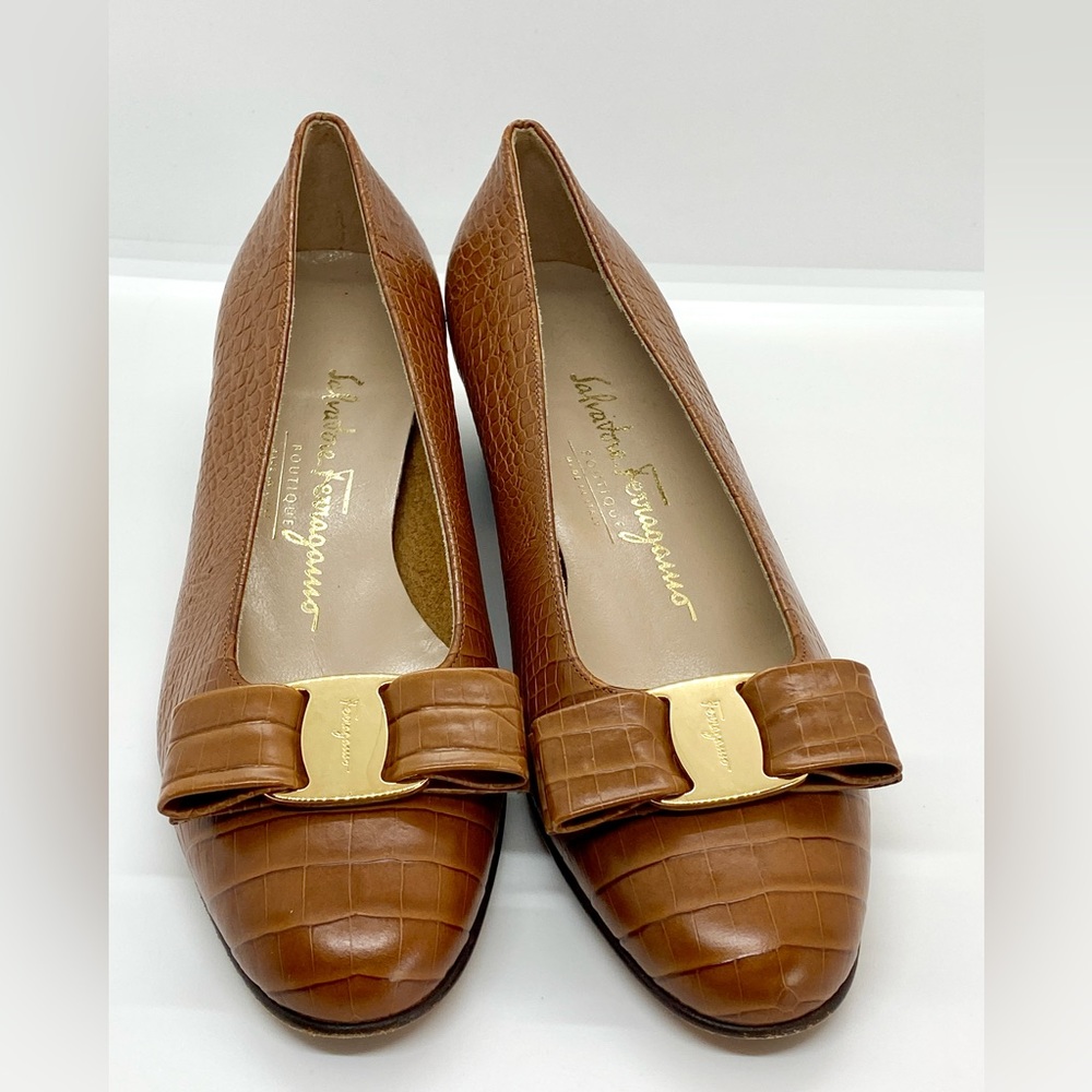 Salvatore Ferragamo Vara bow brown pump shoes - Picture 4 of 11
